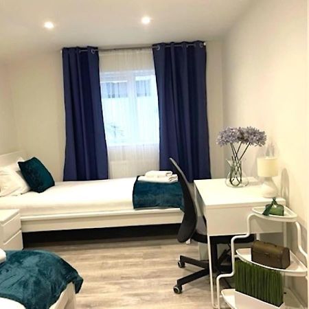 2 Bedroom Serviced Apartment # Londýn Exteriér fotografie