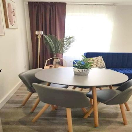 2 Bedroom Serviced Apartment # Londýn Exteriér fotografie